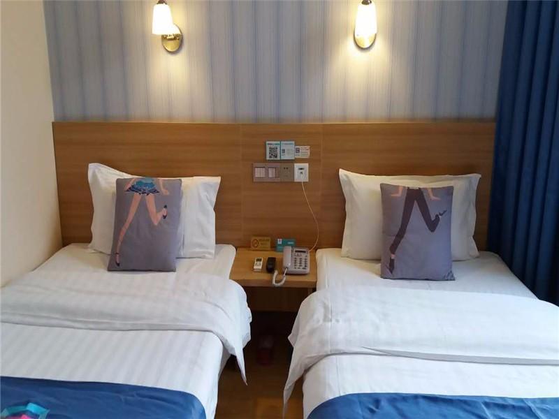 Pai Beiyuan Subway Hotel